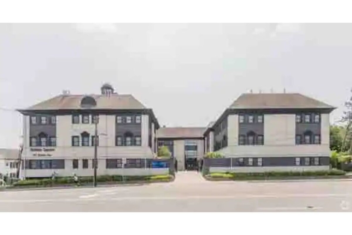 Main Image