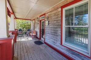The front porch welcomes you to Family Tides