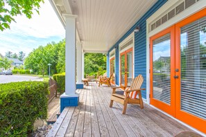Sit back, unwind and enjoy the fresh air on the front porch
