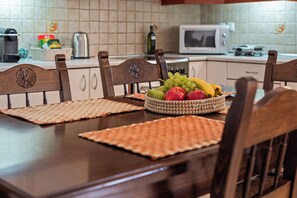 Kitchen and dining table