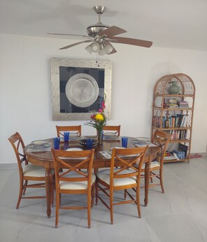 Dining area. 