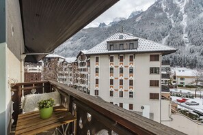 Balcony with mountain views