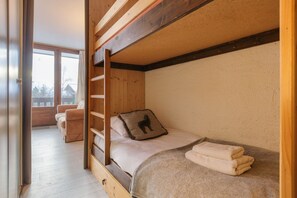 Cozy children's bunk beds