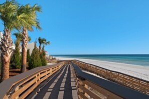 The Dune Allen Regional Beach Access has restrooms, parking and a lifeguard station and ramps all the way dwon to the sand