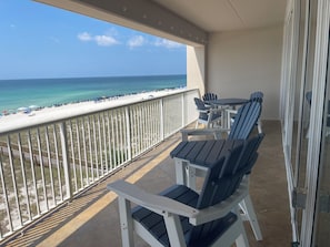All new patio furniture on the expansive Gulf front deck