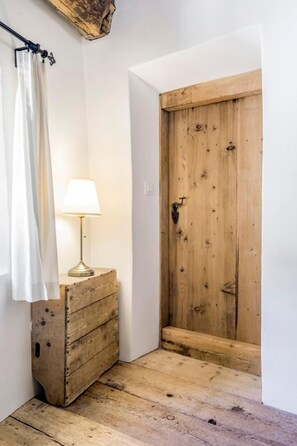 OG Wohnzimmer im alte "Suler Sur"Eingang Badezimmer