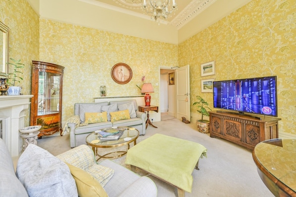 Living Room with SMART TV - The Muntham Luxury Holiday Apartments in Torquay - Apartment 2