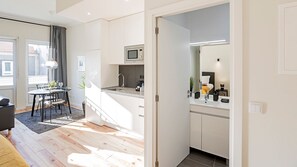 Entrance into the bathroom from the main area