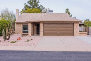 Tri level home in a quiet Chandler neighborhood