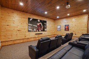 Golden Acres Luxury Hocking Hills Lodge | Movie Theatre