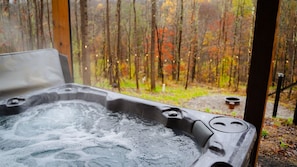 Hot Tub / whirlpool bath (Outdoor)