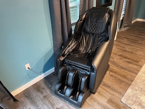 Enjoy a daily massage in our zero gravity massage chair!