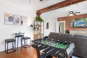 Spielezimmer