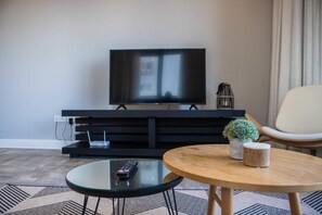 Living area & TV