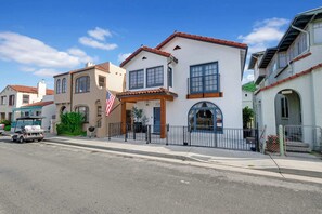 DETACHED REMODELED HOME