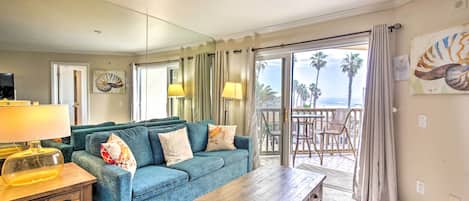 San Diego Vacation Rental | 2BR | 2BA | 950 Sq Ft | Step-Free Access