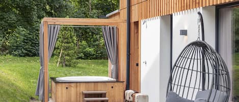 Beispielbild - Chalet mit 4 Schlafzimmern,  Wellness & Kamin