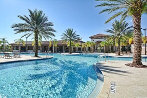 The resort's outdoor pool is the perfect place to swim some early morning laps or enjoy an afternoon dip.