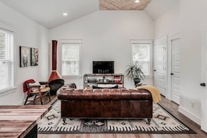 Comfortable, bright, and relaxing living space