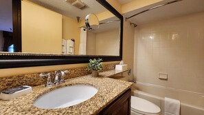 River Ranch Ground Floor Condo Steps to Rodeo and Saloon! 139 (1700)