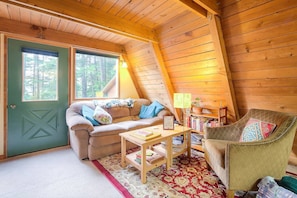Relax and enjoy your cozy cabin in the woods