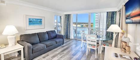 Daytona Beach Resort - 1 Bedroom Oceanview