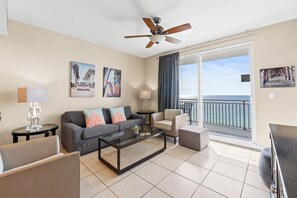 Living Area with Gulf Views