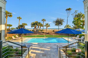 19 Armada | Pool Deck - 19 Armada | Pool Deck