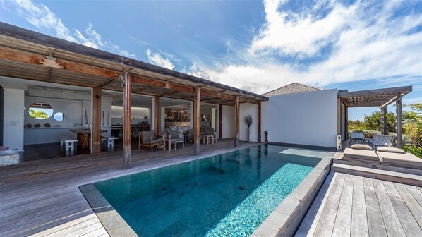 Pool & Terrace