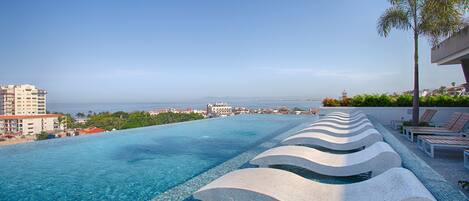 Avida's rooftop pool view in the Romantic Zone