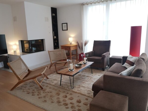 Cosy living room with fire place