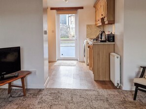 Living room/dining room | The Barn, Blagdon