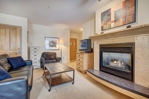 Indoors, Living Room, Furniture, Fireplace, Screen