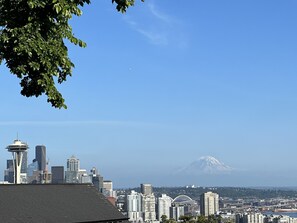 MASTER BEDROOM  
Breath in the View ~ Mt. Rainer, Seattle City and Space Needle