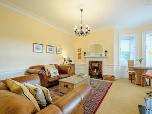 Living room/dining room | Meadow House Apartment, Moffat