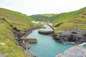 Bossy Castle, Boscastle