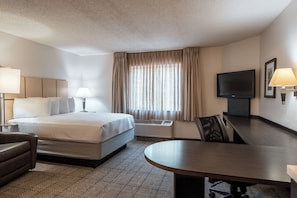 Unit with Queen bed