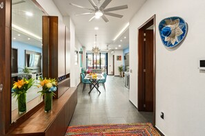 Condo - Image 4