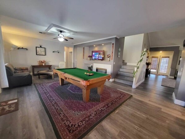 Living Room Smart Flat Screen TV Pool Table