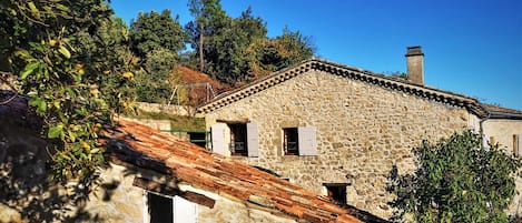 Vue d'ensemble du gîte