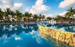Resort, Hotel, Pool, Water, Outdoors