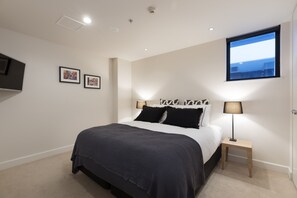 Upstairs Main Bedroom