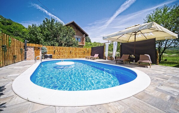 pool