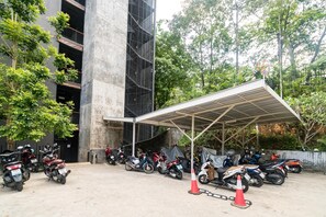 Convenient seaview studio in Patong (9950)