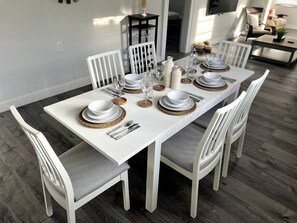 Dinning Table