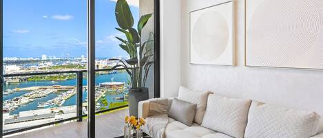 Balconies with stunning views of Biscayne Bay and the ocean