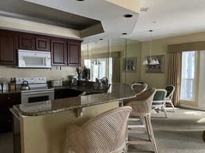 Kitchen Dining area