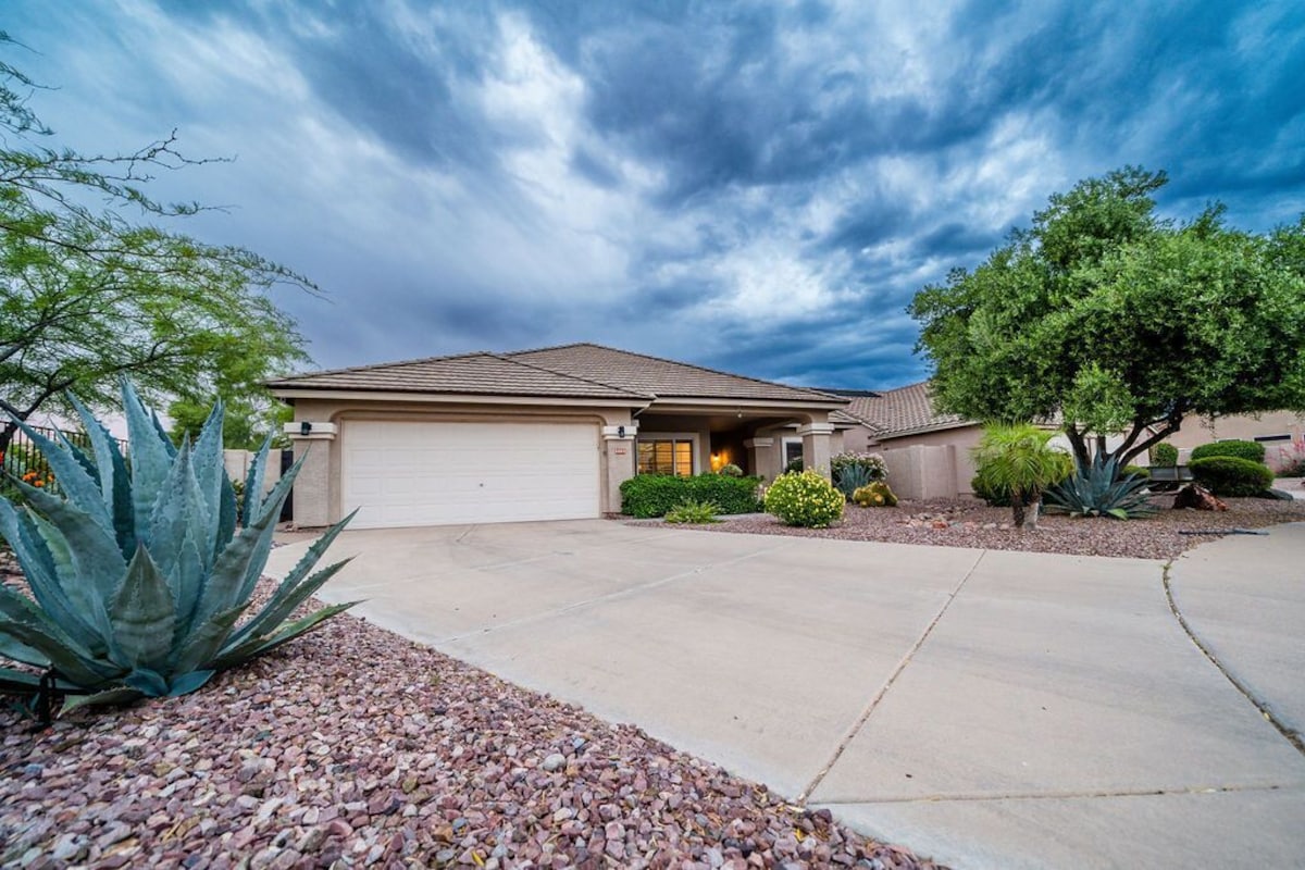 Desert Getaway w/ Pool in Gorgeous Golf Community