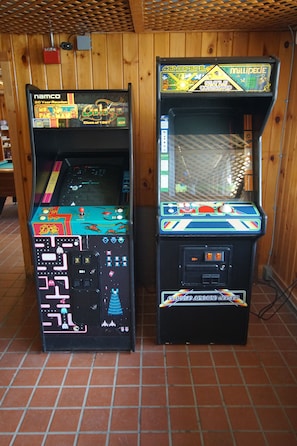 Spielezimmer