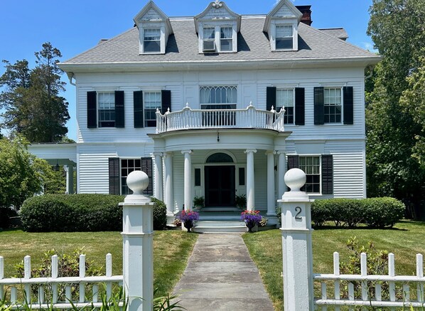 Ludington House